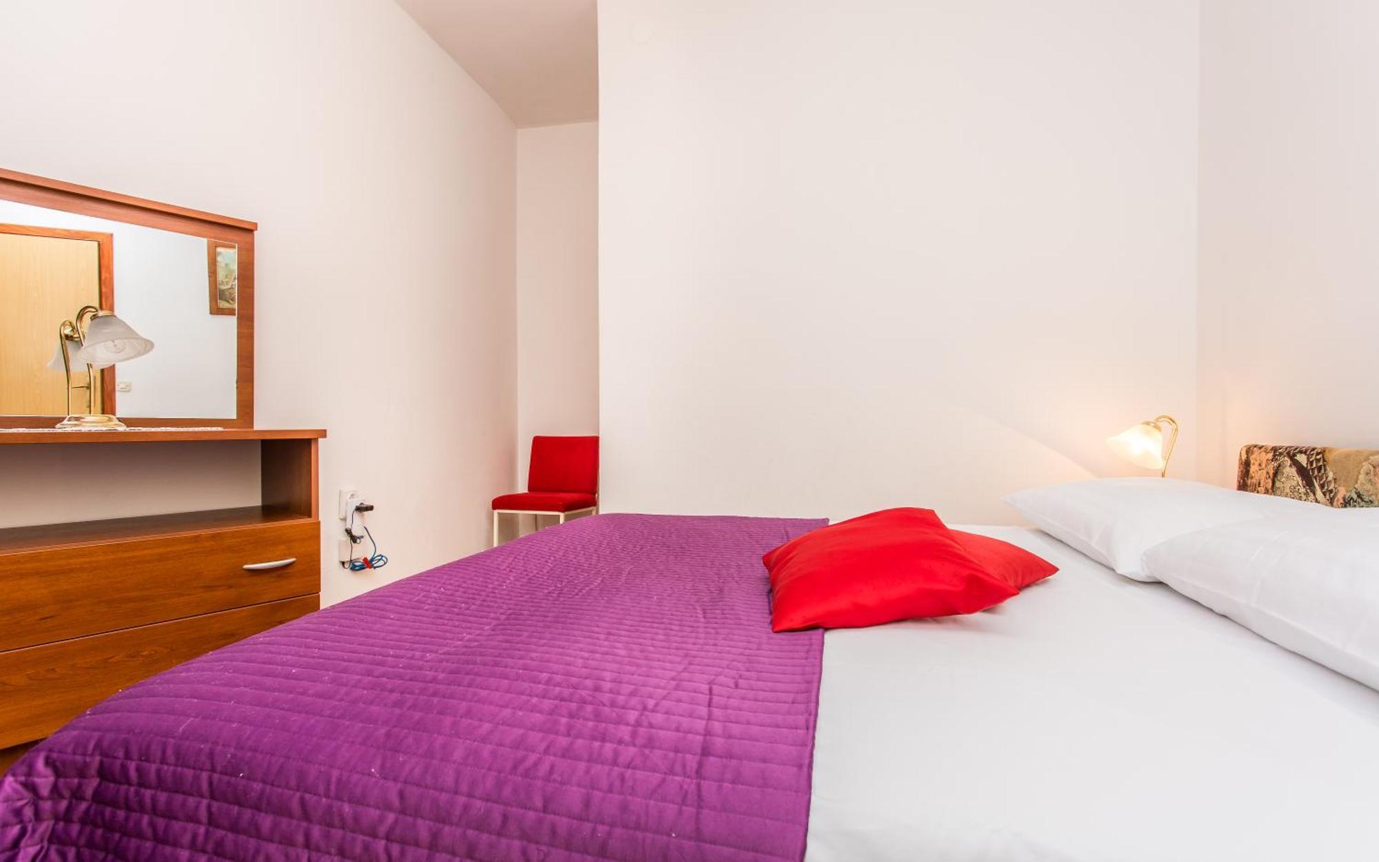 Apartments Maja And Sanja バスカ エクステリア 写真